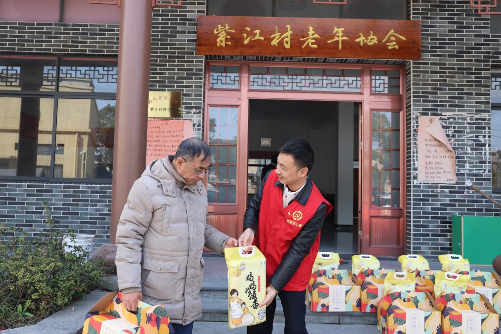 暖春意，敬老情-南宫NG28多年坚持慰问孤寡老人